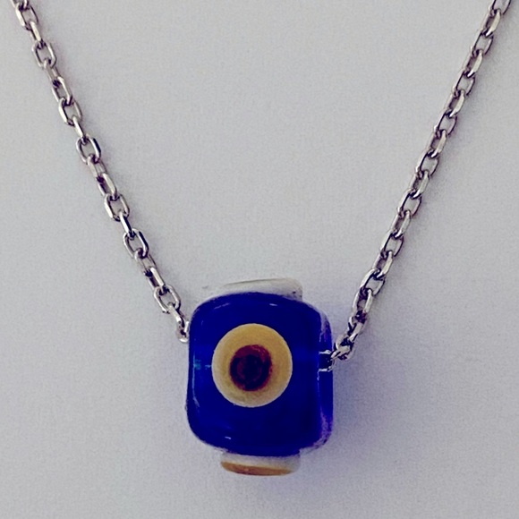 🧿925 Silver blue evil eye glass bead necklace - Picture 5 of 6